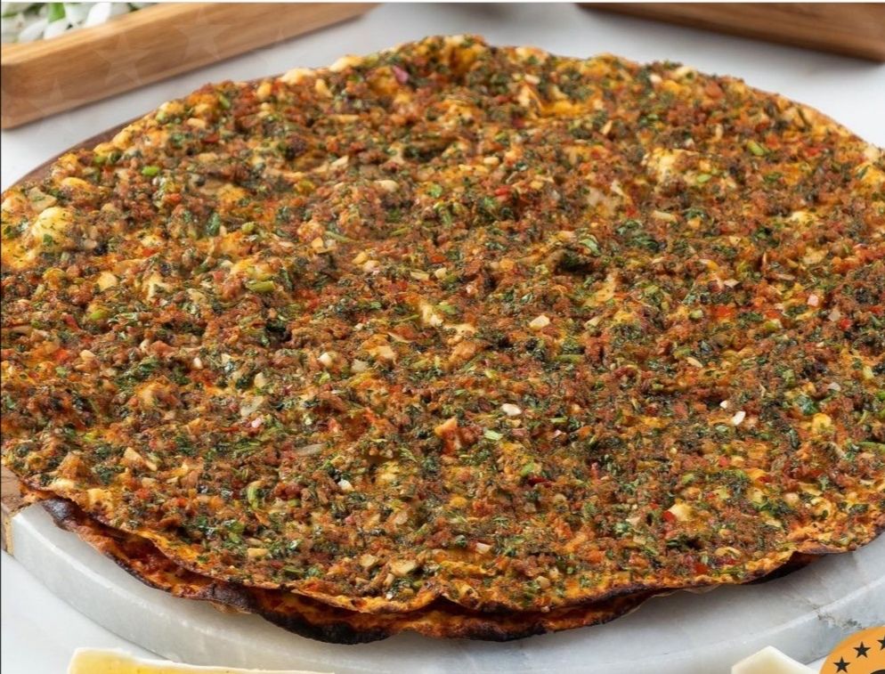Lahmacun (Antep Usulü)