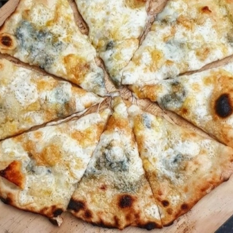 Quattro Fomaggi Pizza ( 32 cm )