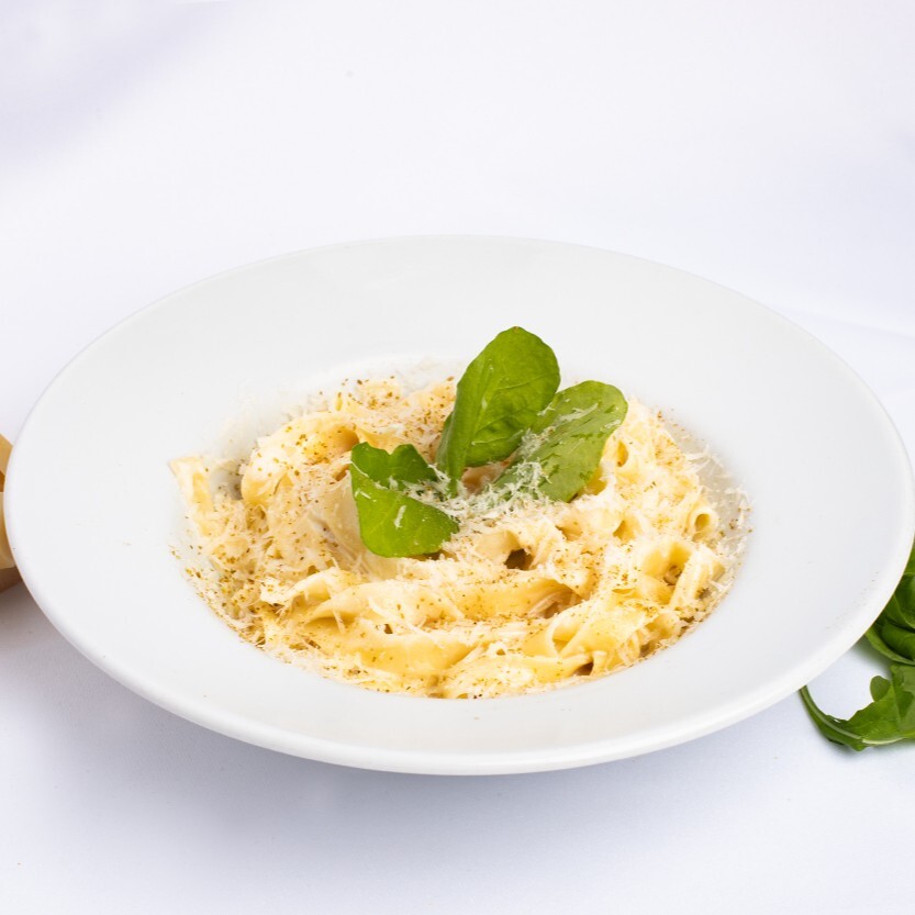 Fettuccine Alfredo