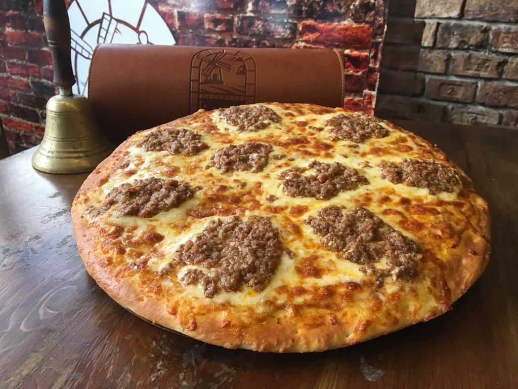 Sucuk Pizza Küçük Boy
