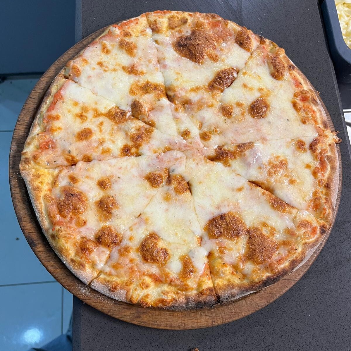 Margarita Büyük Boy Pizza