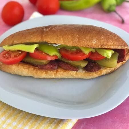 Ekmek Arası Izgara Sucuk