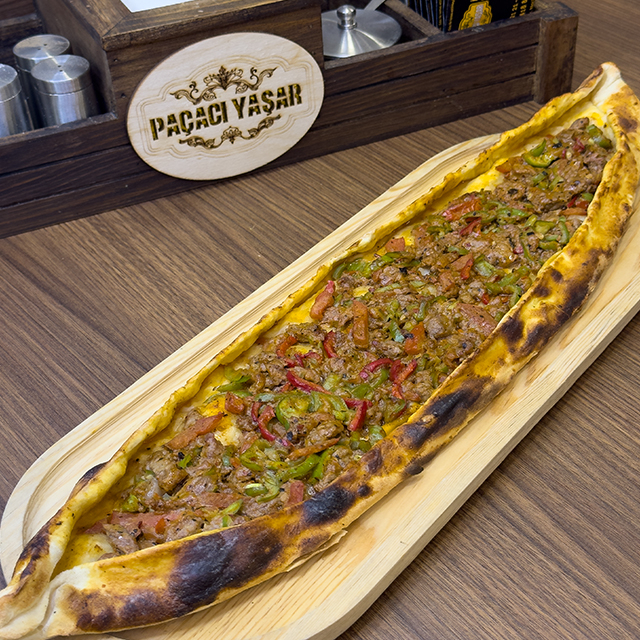 Kuşbaşılı Pide