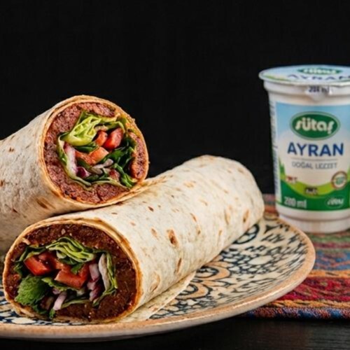 Çiğ Köfte Dürüm -175 cl ayran ile