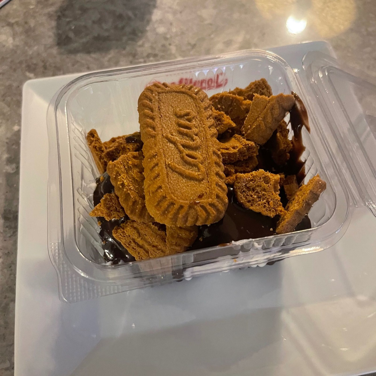 Lotuslu Profiterol 200 GR