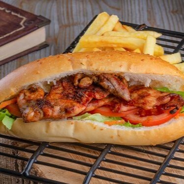 Tam Ekmek Arası Izgara Tavuk