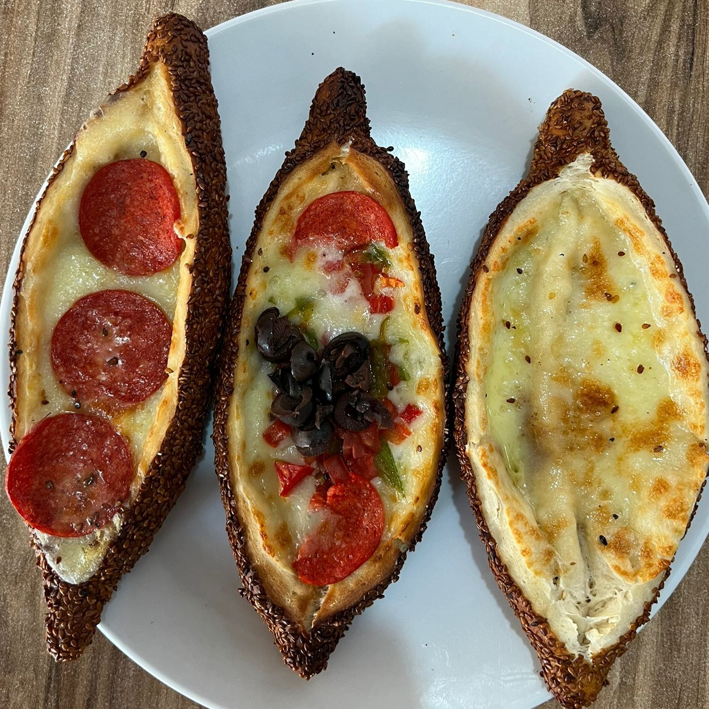 Kaşarlı Simit