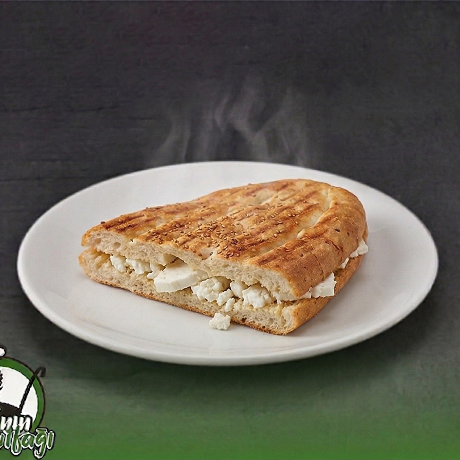 Beyaz Peynirli Tost