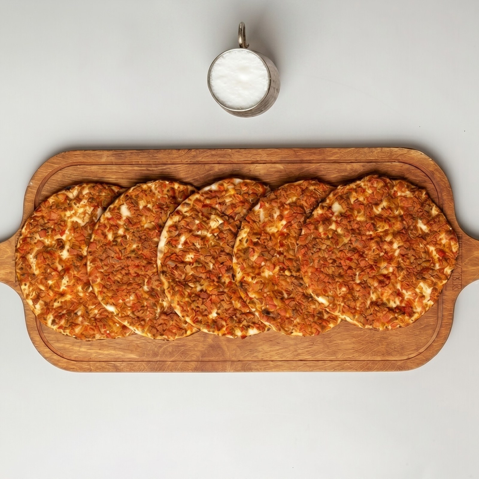 Adana Lahmacun Menü & Dövme Ayran (5 Adet)