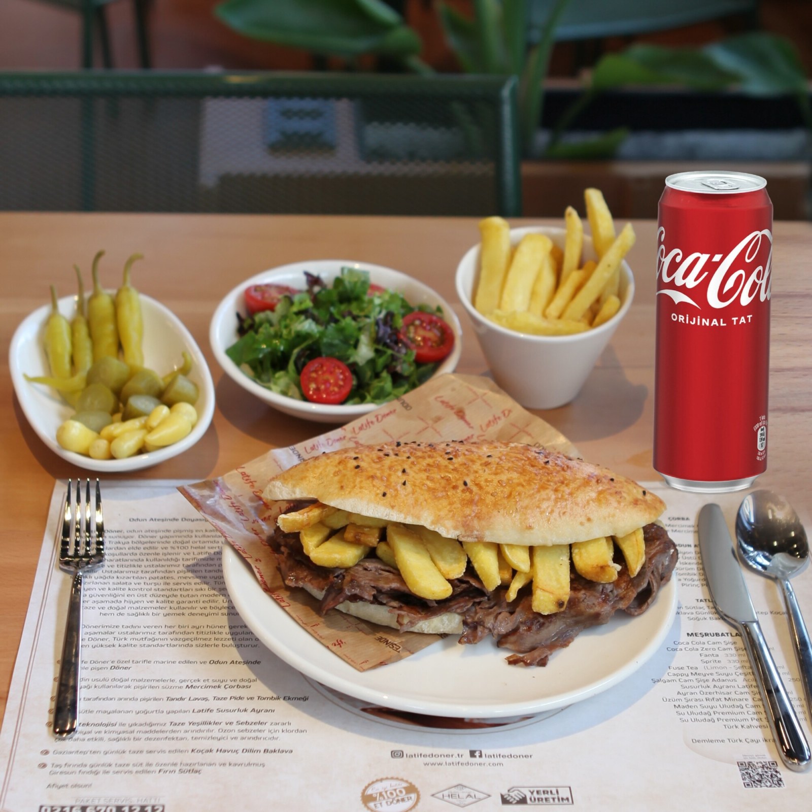 Tombik Ekmek Arası Döner (80 gr.) Menü + Coca Cola