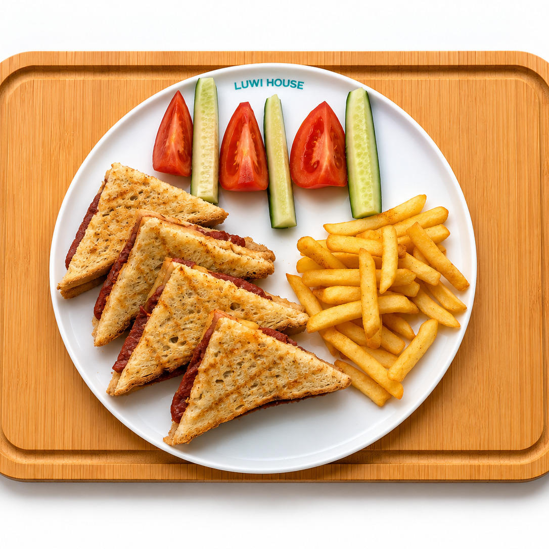 Sucuklu Tost Tabağı
