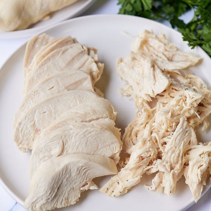Haşlanmış Tavuk Göğsü (100 Gr.)