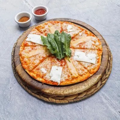 Dört Peynirli Pizza(Büyük)