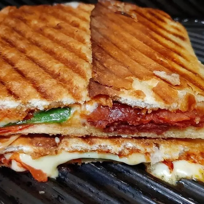 Salçalı Tost