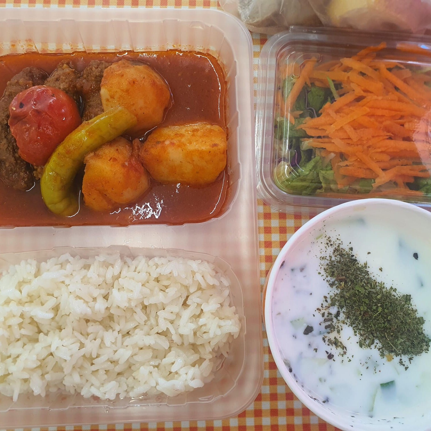 İzmir Köfte Menü
