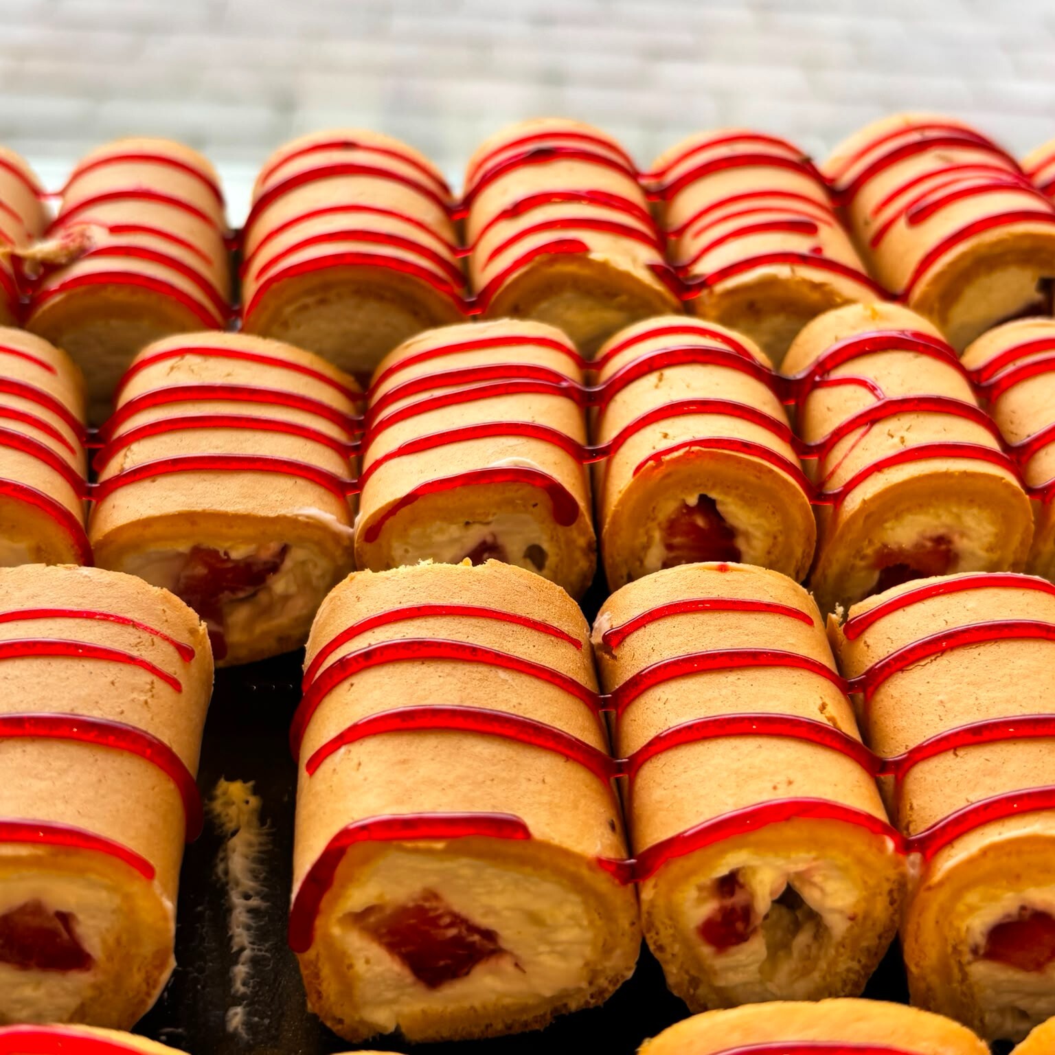 Çilekli Rulo (250 G)