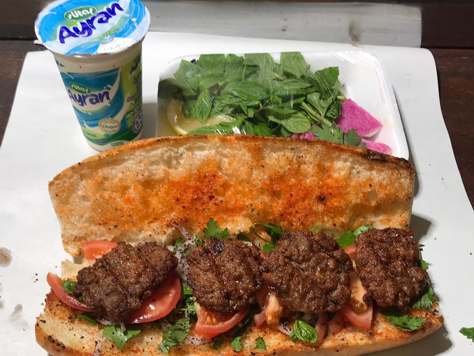 Somun Ekmek Arası Dana Köfte (100 gr.)