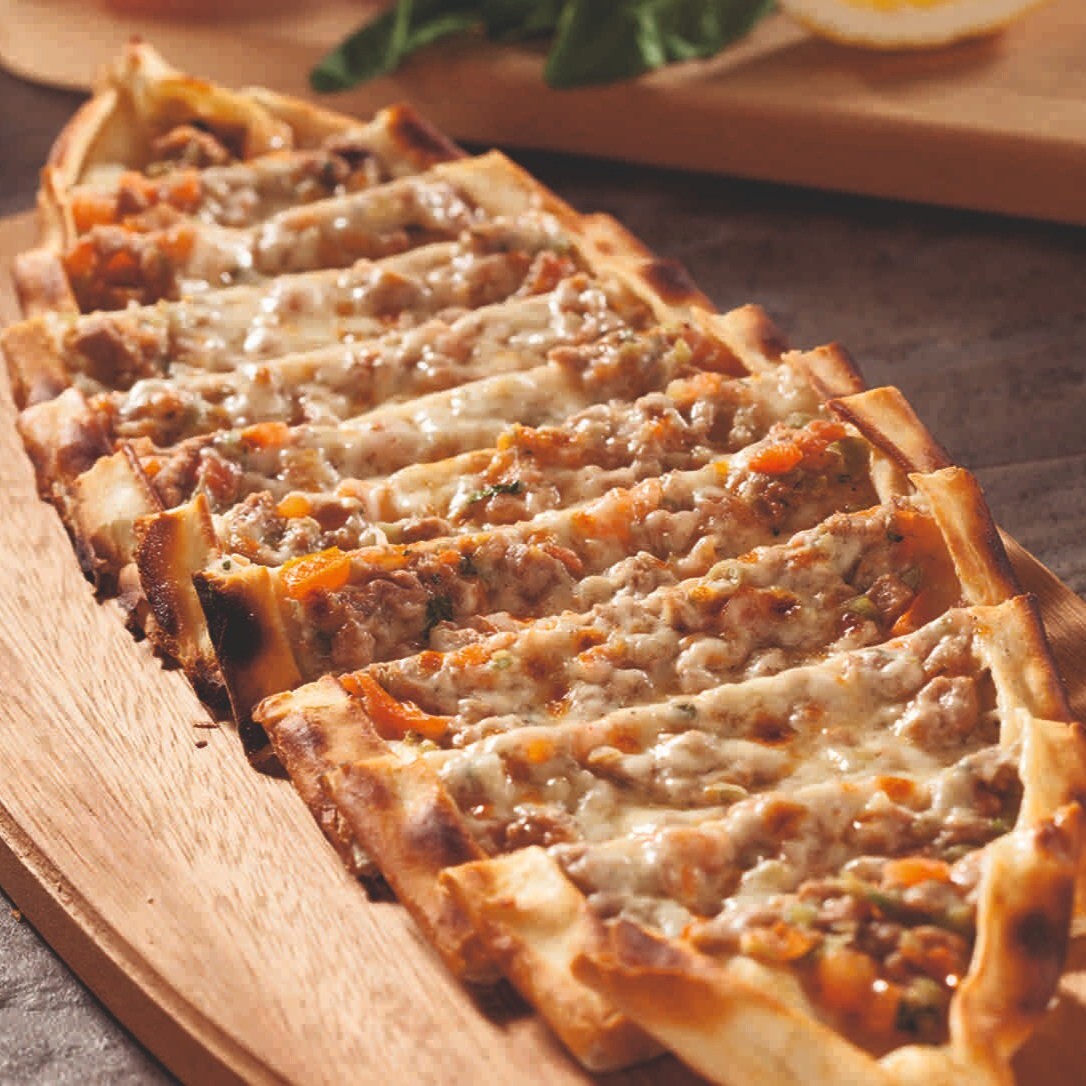 Kaşarlı Kuşbaşılı Pide
