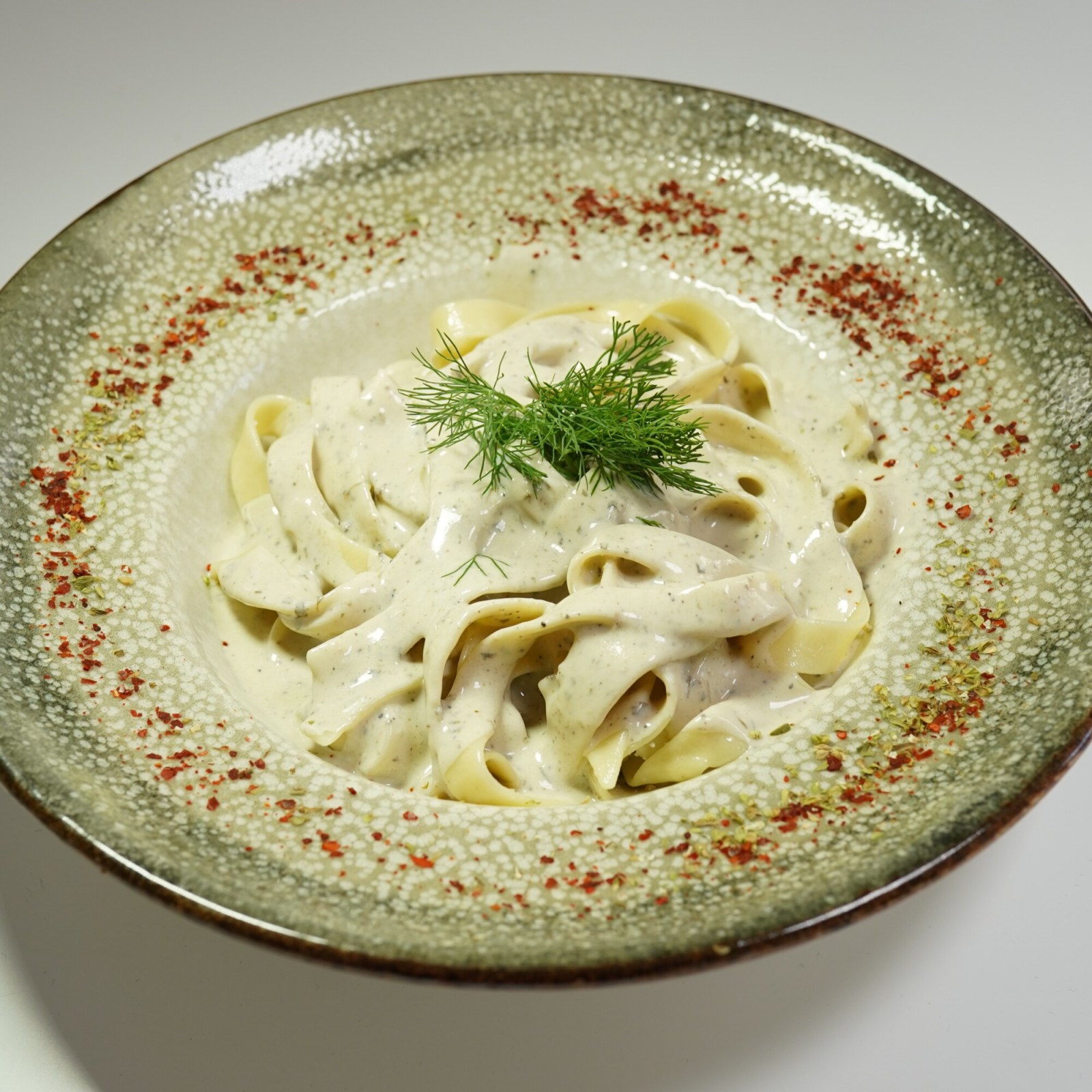 Pesto Soslu Fettucini
