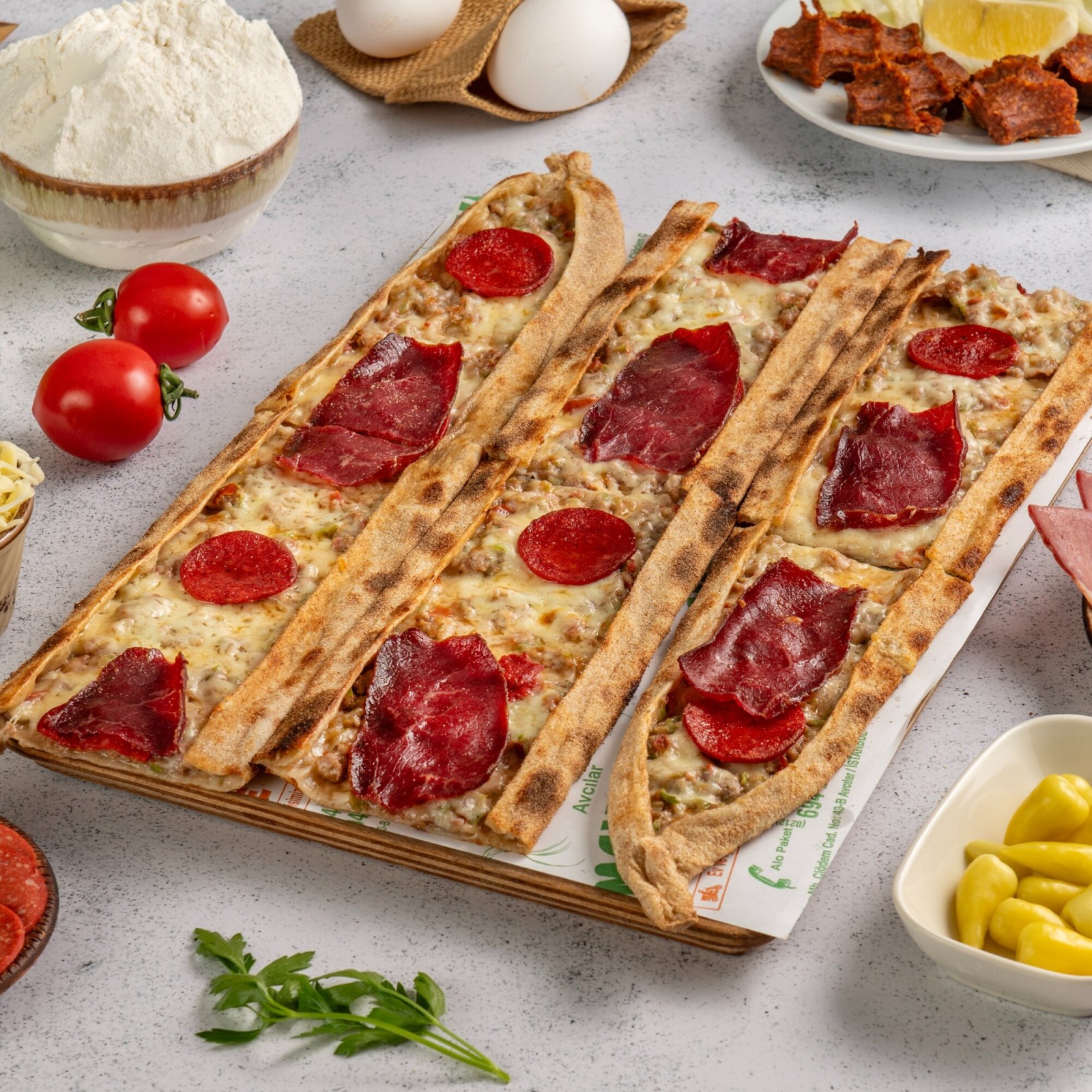 Karışık Pide+330 ml Coca Cola