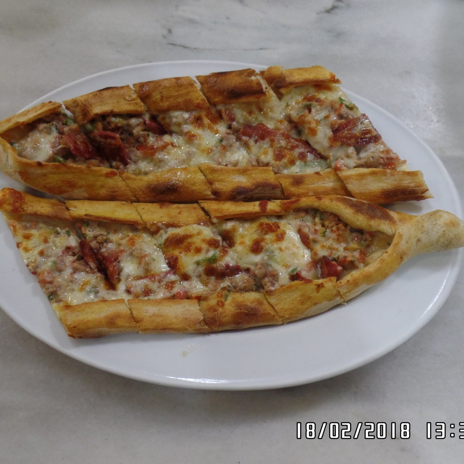 Karışık Pide