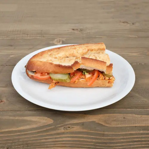 Yarım Somun Ekmek Arası Tavuk Döner