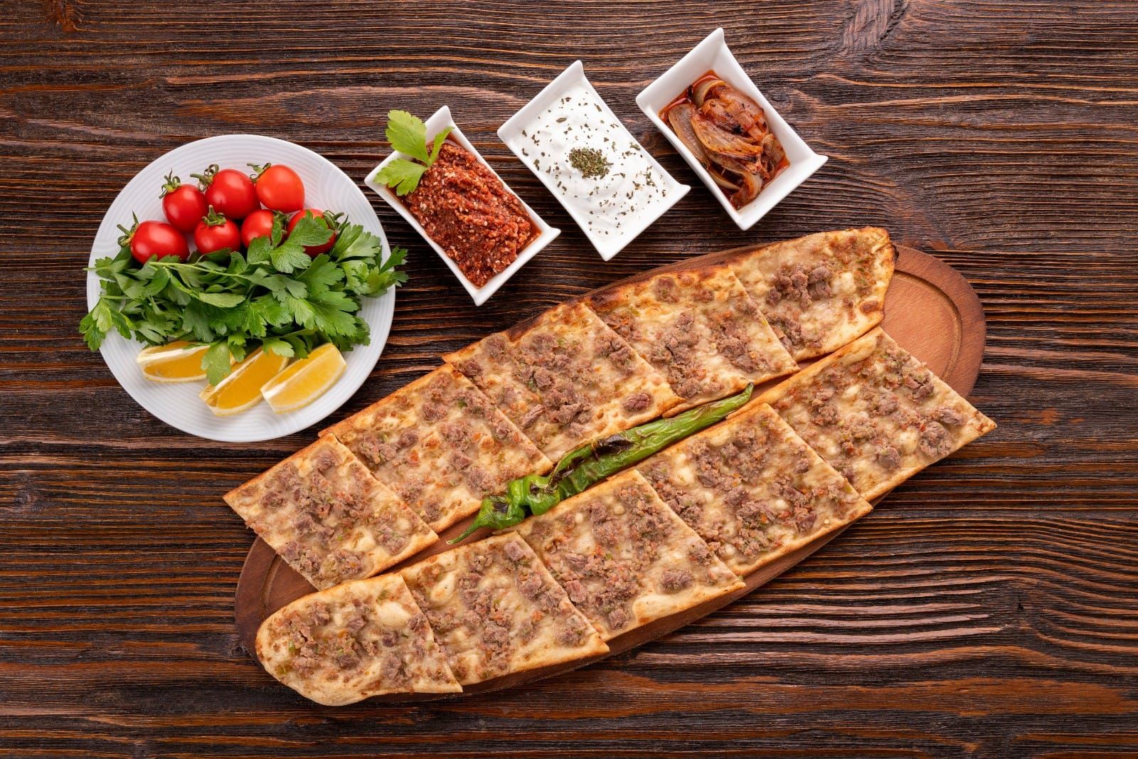3 Metre Konya Bıçak Arası Menü