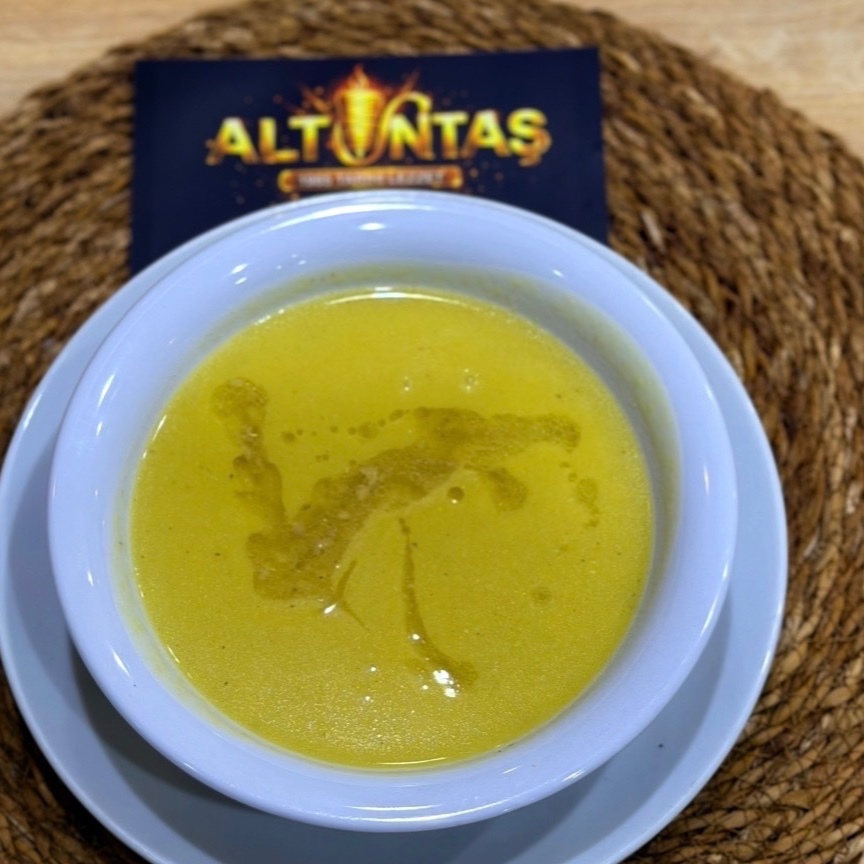 Süzme Mercimek Çorbası