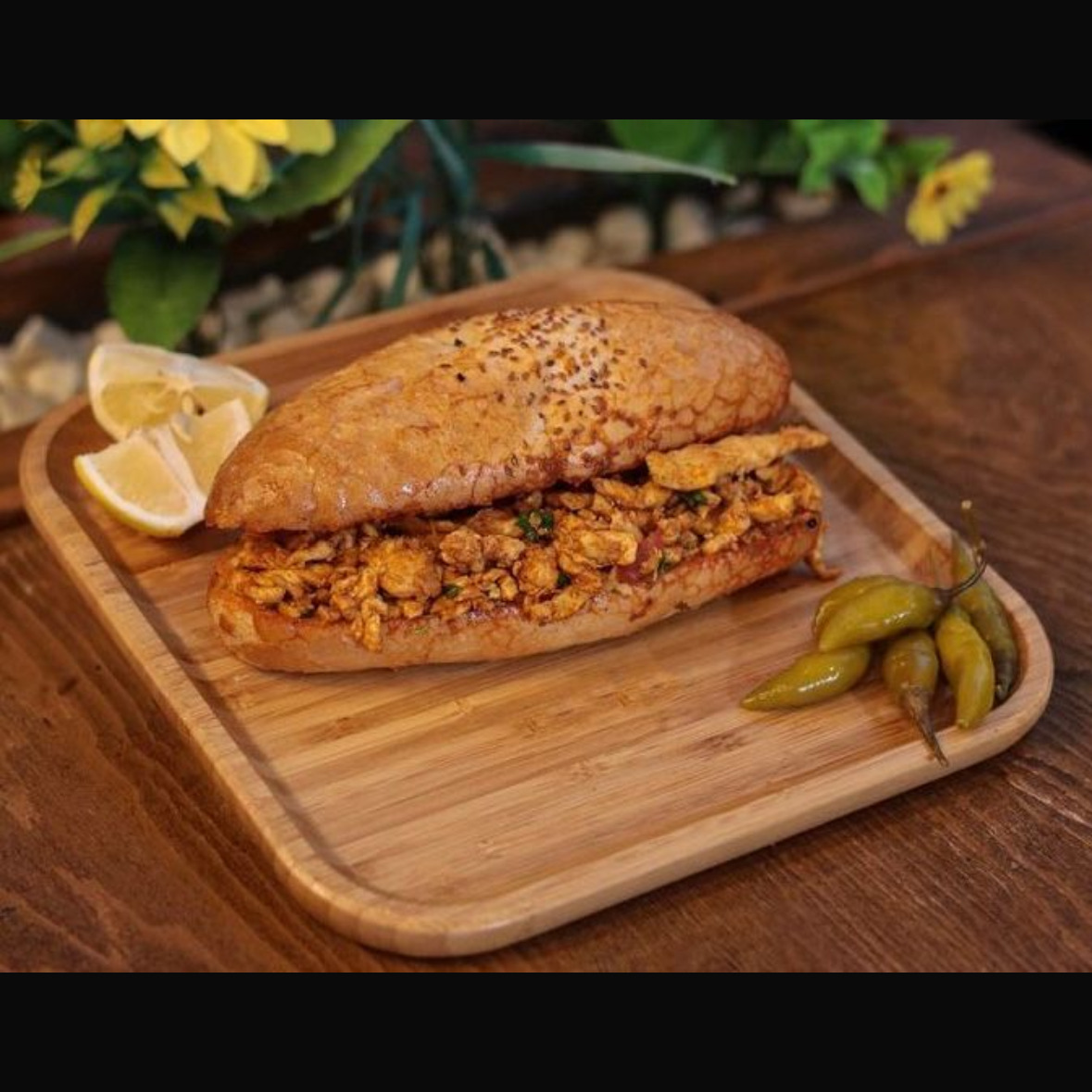 Ekmek Arası Tavuk Tantuni