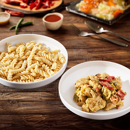 Köri Soslu Tavuk & Fusilli Makarna