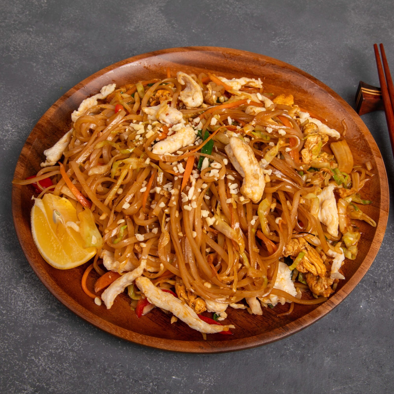 Pad Thai Tavuklu Noodle