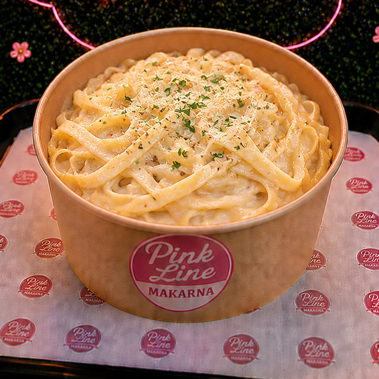 Alfredo Soslu Fettuccine