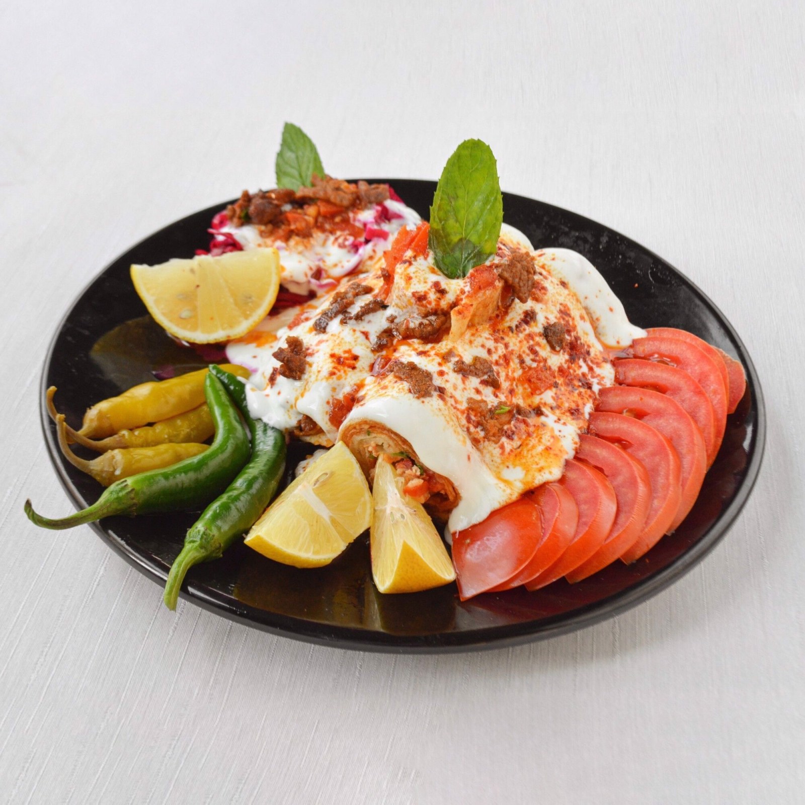 Yoğurtlu Lavaş Ekmek Et Tantuni+Coca Cola