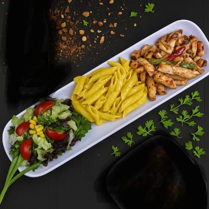 BBQ Soslu Tavuk + Makarna + Salata + Ekmek