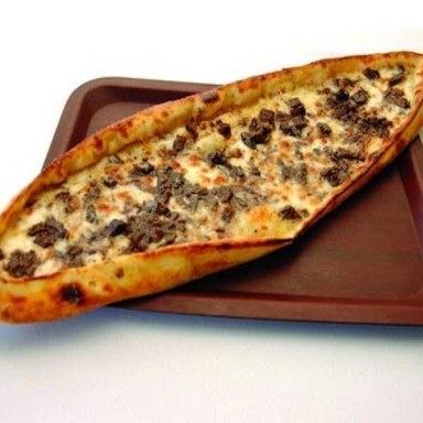 Kavurma Kaşarlı Pide (Kopya)