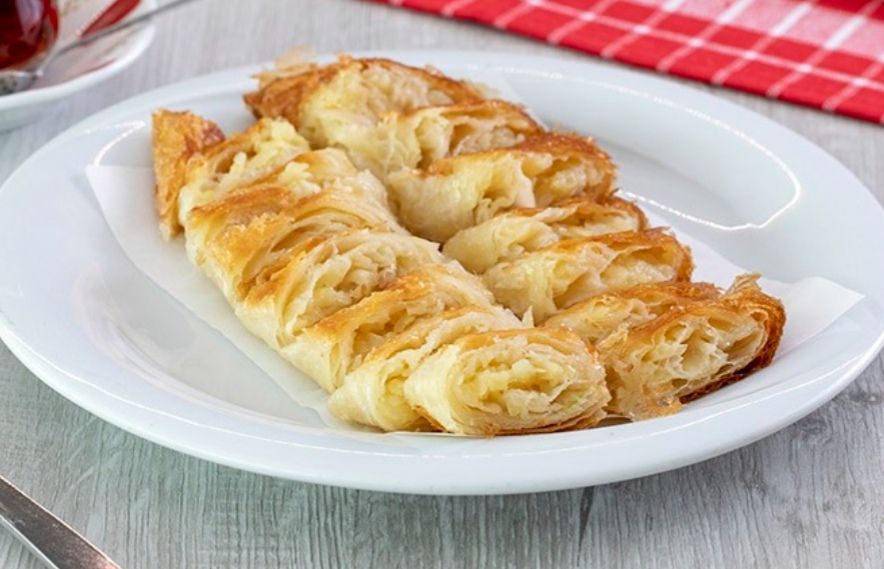 Patatesli Kol Böreği