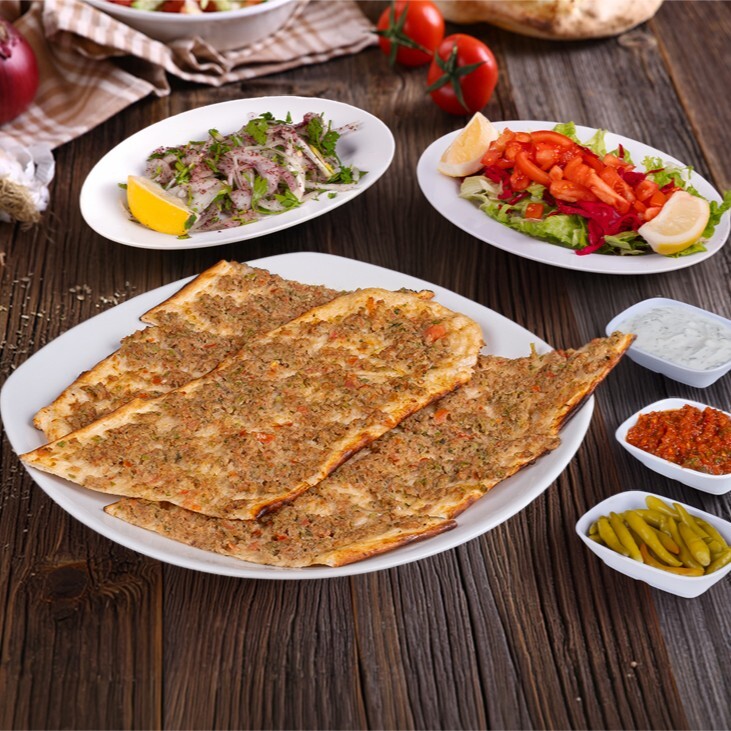 Kıymalı Pide