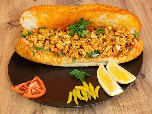 YARIM Ekmek Arası Tavuk Tantuni