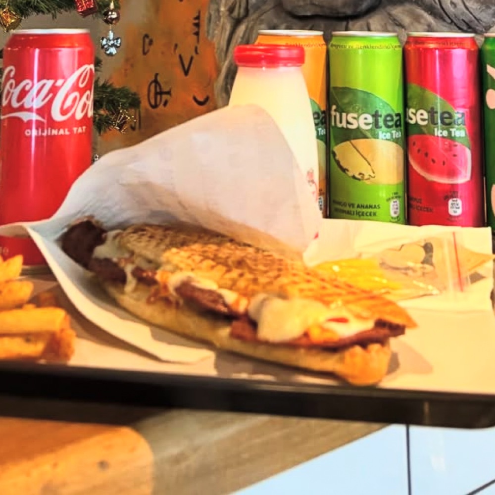 Ekmek Arası Sucuk