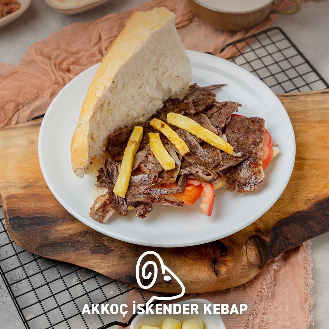 Yarım Ekmek Arası Et Döner