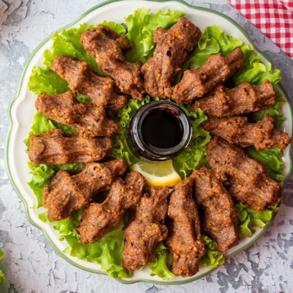 Çiğ Köfte (1 kg) (Garnitürsüz)