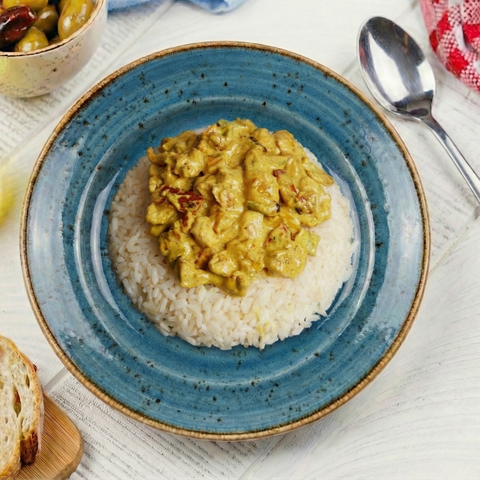 Köri Soslu Tavuk Pilav