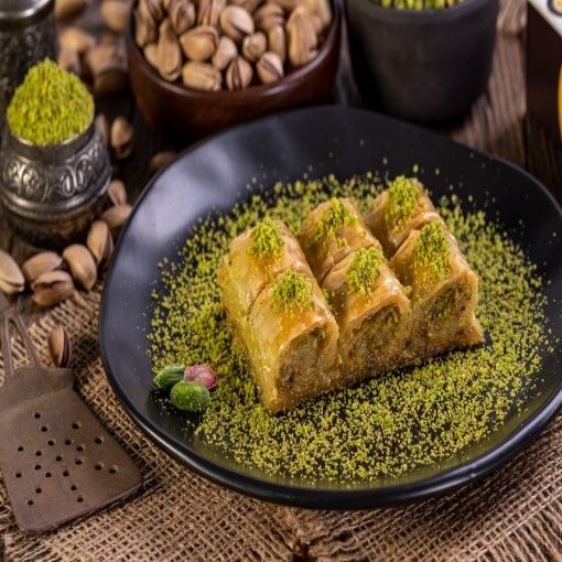 Antep Fıstıklı Özel Baklava (750 gr.)