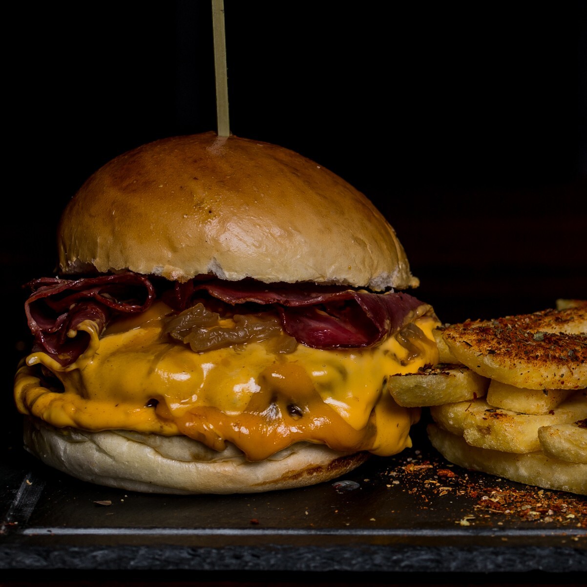 Kuzu Special Burger