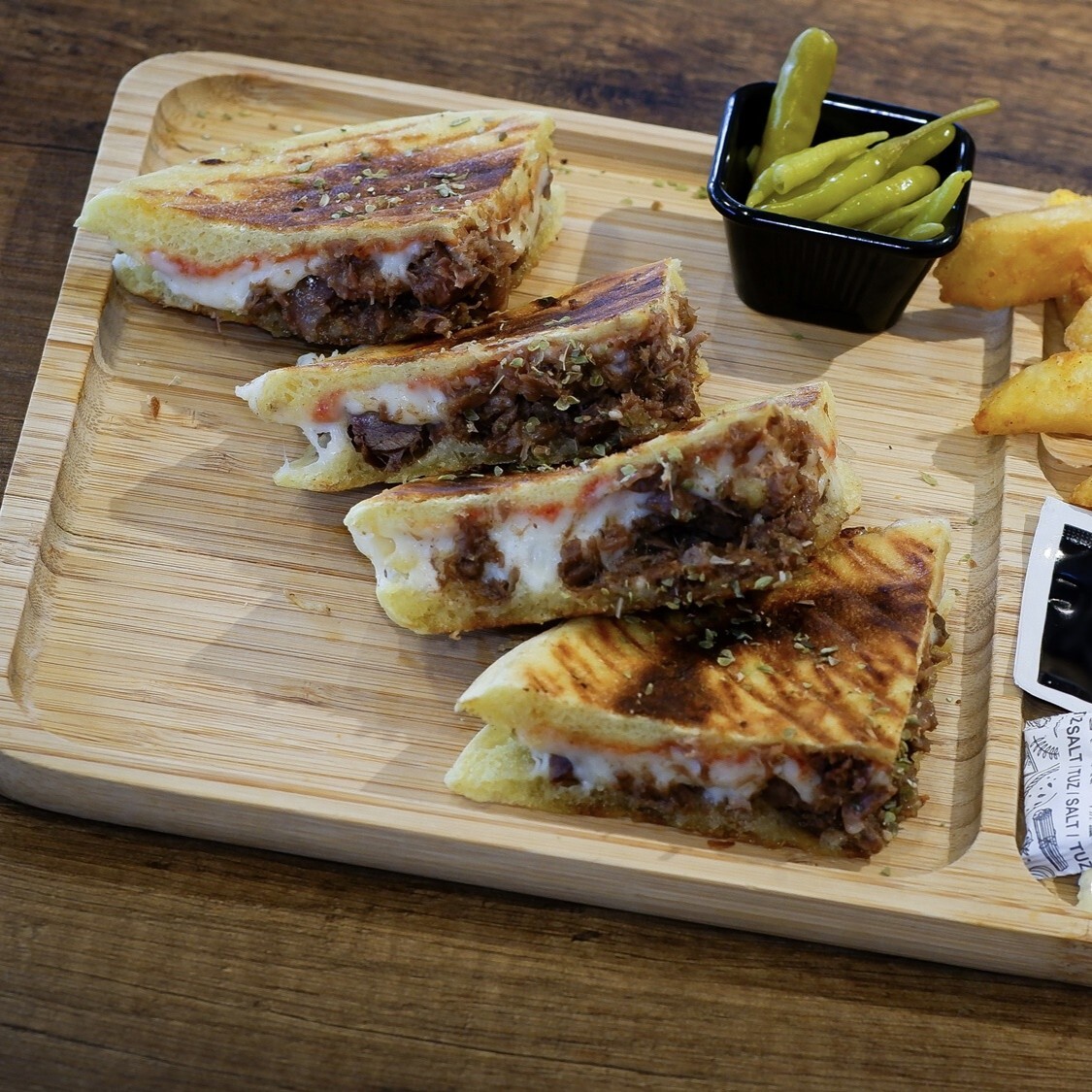 Kavurmalı Tost