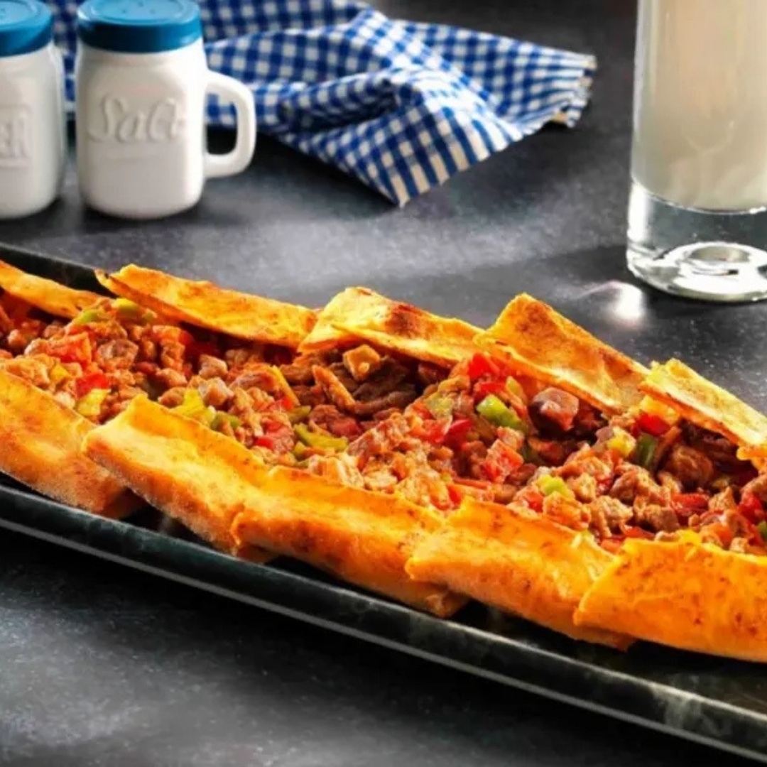 Kuşbaşılı Pide