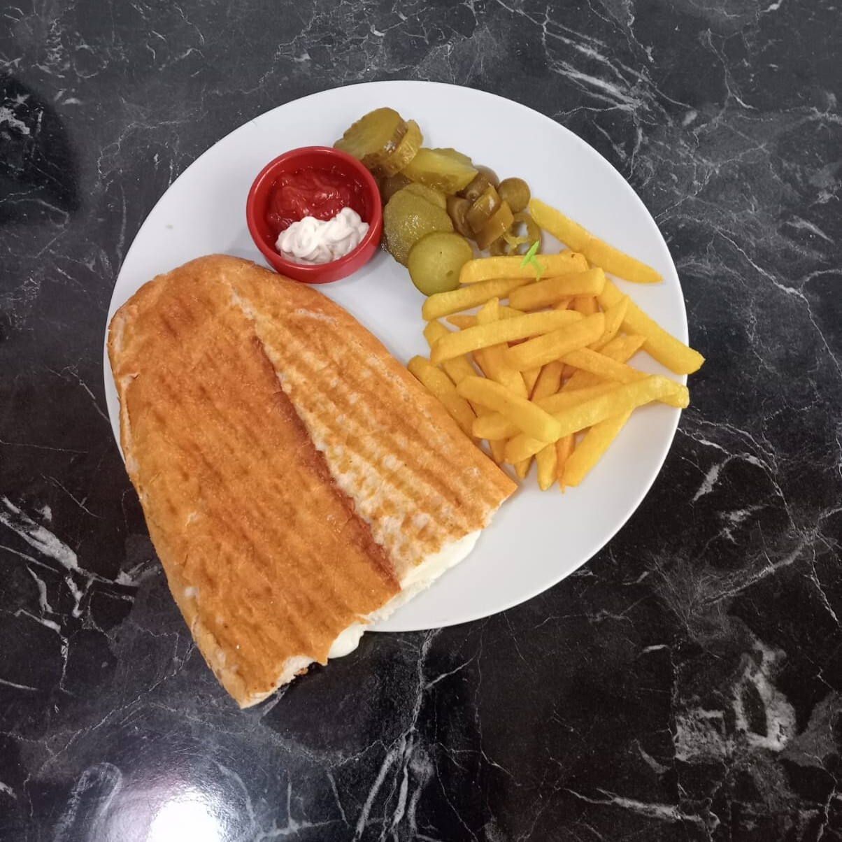 Karışık Tost