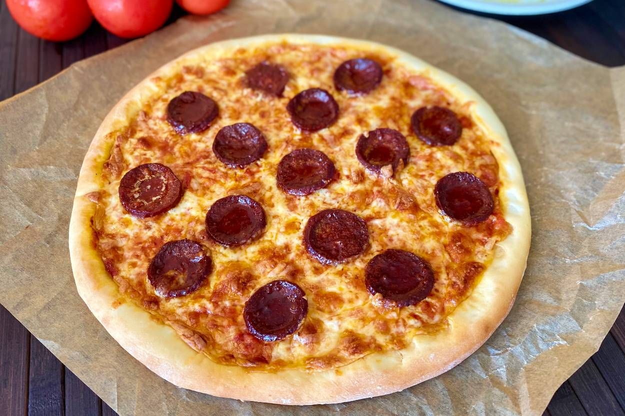 Sucuk Keyfi Pizza orta boy