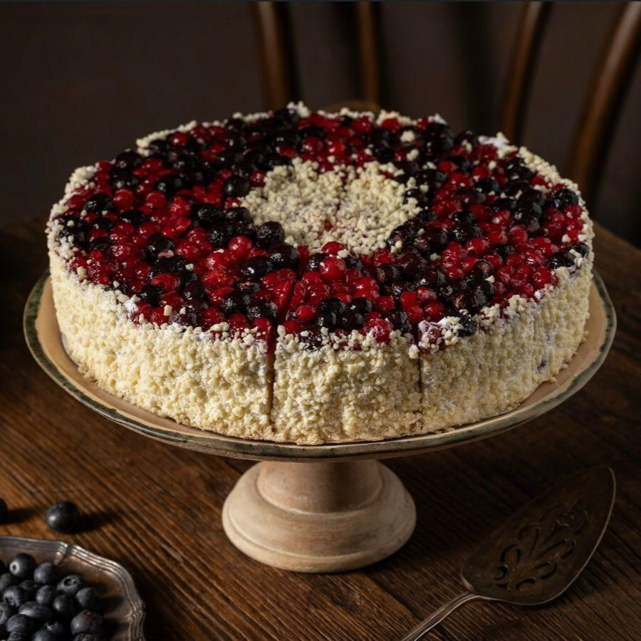 Berry Hibiscus Cake