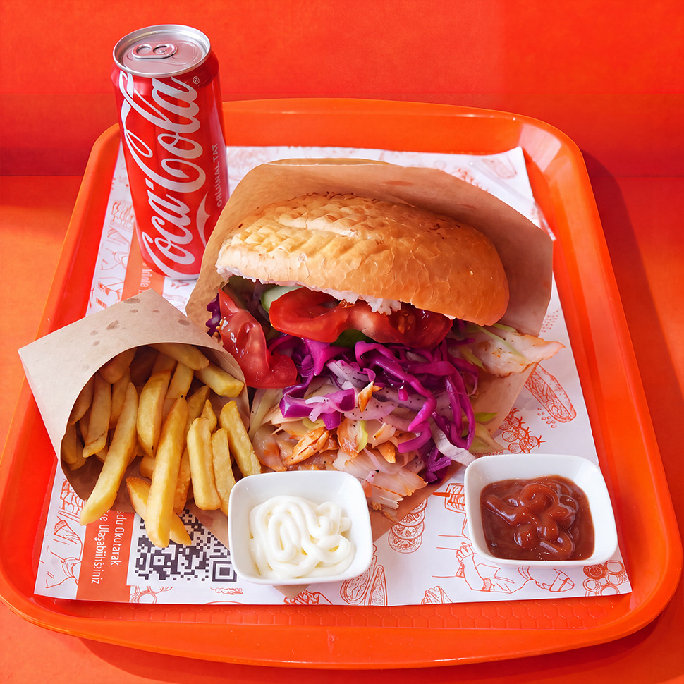 Tavuk Döner Menü (150 Gr) (Patates + İçecek)